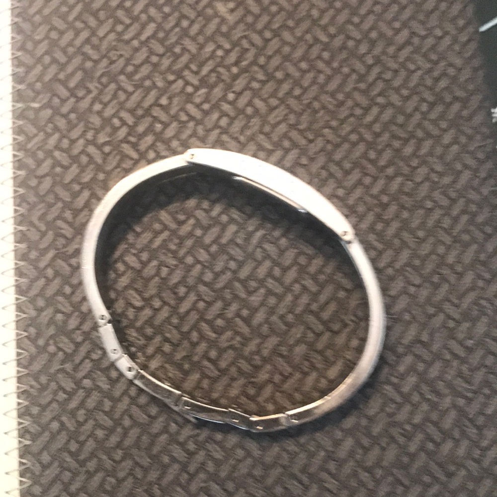 Watch - Picture 2 of 3